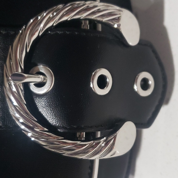 Circus by Sam Edelman Black Color Carmen Crossbody bag NWT - Picture 5 of 7